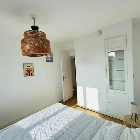 Апартаменты 5-room In The Heart Of The Center