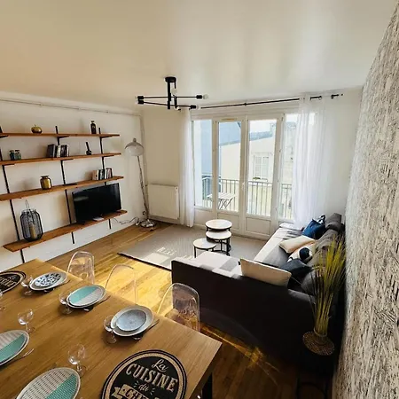 Апартаменты 5-room In The Heart Of The Center